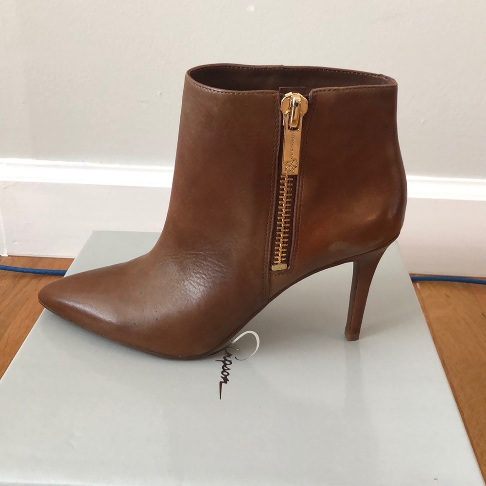 Jessica Simpson Bootie in Bourbon